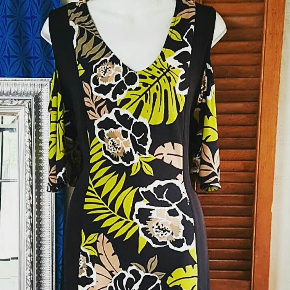 NWOT Tropical print dress